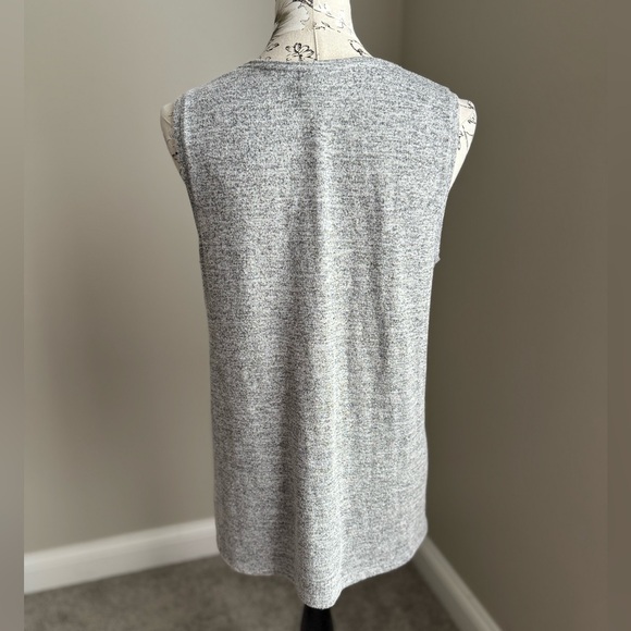A New Day Gray Heather Sleeveless Hi-Lo Tank - Picture 4 of 6